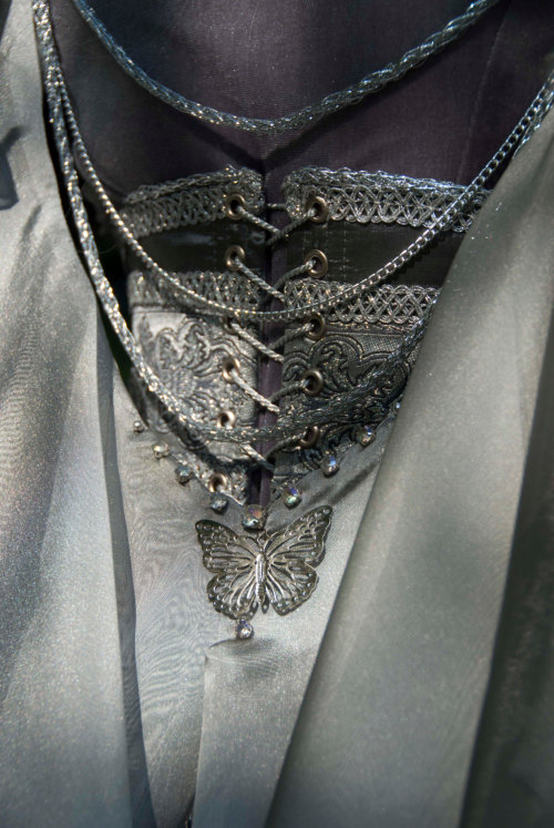 elvenforestworld:  Silver gray elven dress 