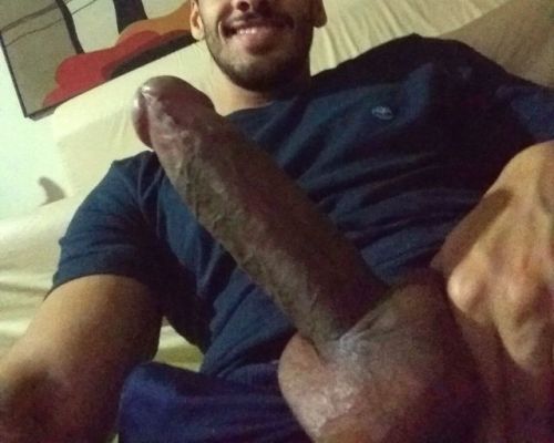 kingmoves2:  brazilmen:  brazilian escort Otaviobrazilmenblog.blogspot.com.brtwitter.com/brazilmentumblr  Dayuuuum! @flashmanwade this how yo dick suppose to look👐😆