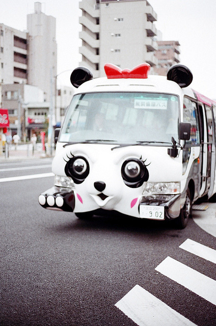 fuckyeahjapanandkorea:  Asakusa Panda Bus by common sayings 