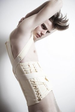 ibbyfashion:  Malte Paulsen by Saverio Cardia 