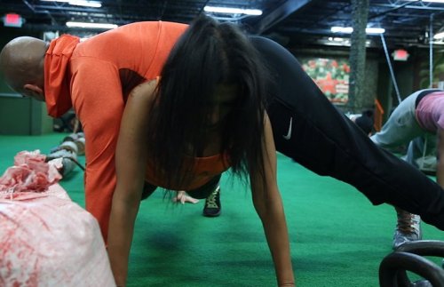 Holding this plank was so hard.  This is one of the reasons why my abs are still sore from Friday nights workout.  Please follow  @__mstanybootcamp__ & my instructors @hd2xtreme & @gman_etp to follow my weekly boot camp workouts.  If you are in