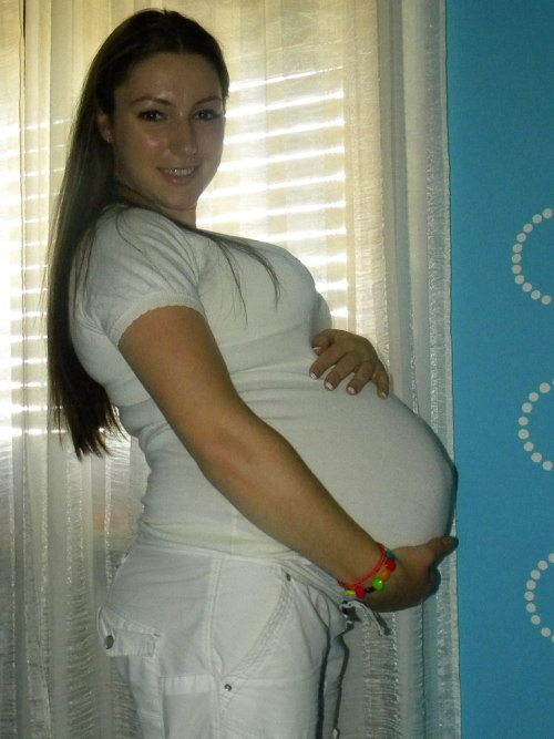 preggokiss:  Your sweet preggo piggy live adult photos