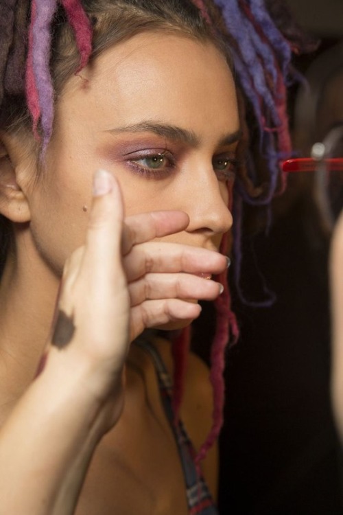 indigo-19-love: Irina Shayk - Marc Jacobs SS17 Backstage