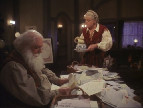 Mrs. Santa Claus (1996) - Charles Durning as Santa Claus Two of my childhood crushes in the same mov