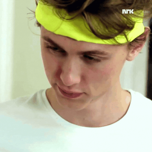 5 Times Isak Couldn't Hold Even's Gaze...