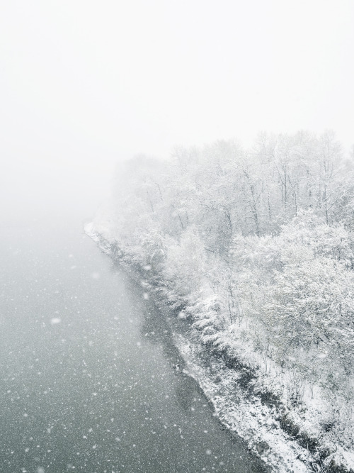Whiteout on Flickr.Heavy snowstorm in Edmonton, Alberta.Facebook | Flickr | Instagram | Twitter | 50