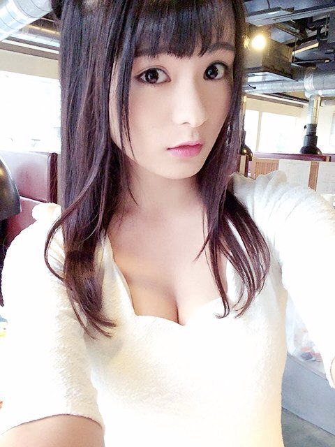 funkyfunx:  星名美津紀さんはTwitterを使っています: “肉食女子部収録中❤️ #肉食女子部 t.co/YIIQ6EuFXC”
