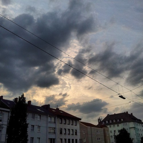 Some #clouds And #wires In #Dortmund #Nordstadt #wiregraphy (en Bornstrae)