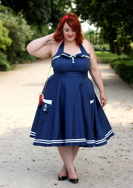 bbwsrock:  loveallchubbygirls:  http://www.big-or-not-to-big.com/ beautiful nautical