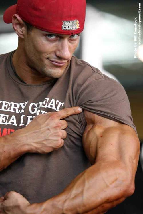 MUSCLE