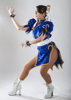 cosplayblog:  Chun Li from Street Fighter