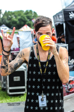 wellsgibson:  In the words of Kermit the Frog: “But that’s none of my business.” therettes1 (Michael Bohn) || ISSUES || Vans Warped Tour 2014 || Orlando, FL. 