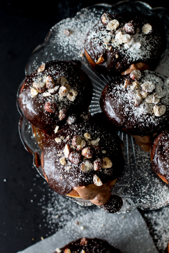 sweetoothgirl:    NUTELLA-RASPBERRY &amp; ESPRESSO-BANANA-CARAMEL DOUGHNUTS 