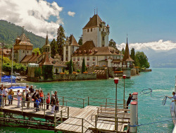 allthingseurope:   	Lake Thun, Switzerland