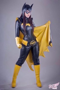 whybecosplay:   Dalin Cosplay as Batgirl 