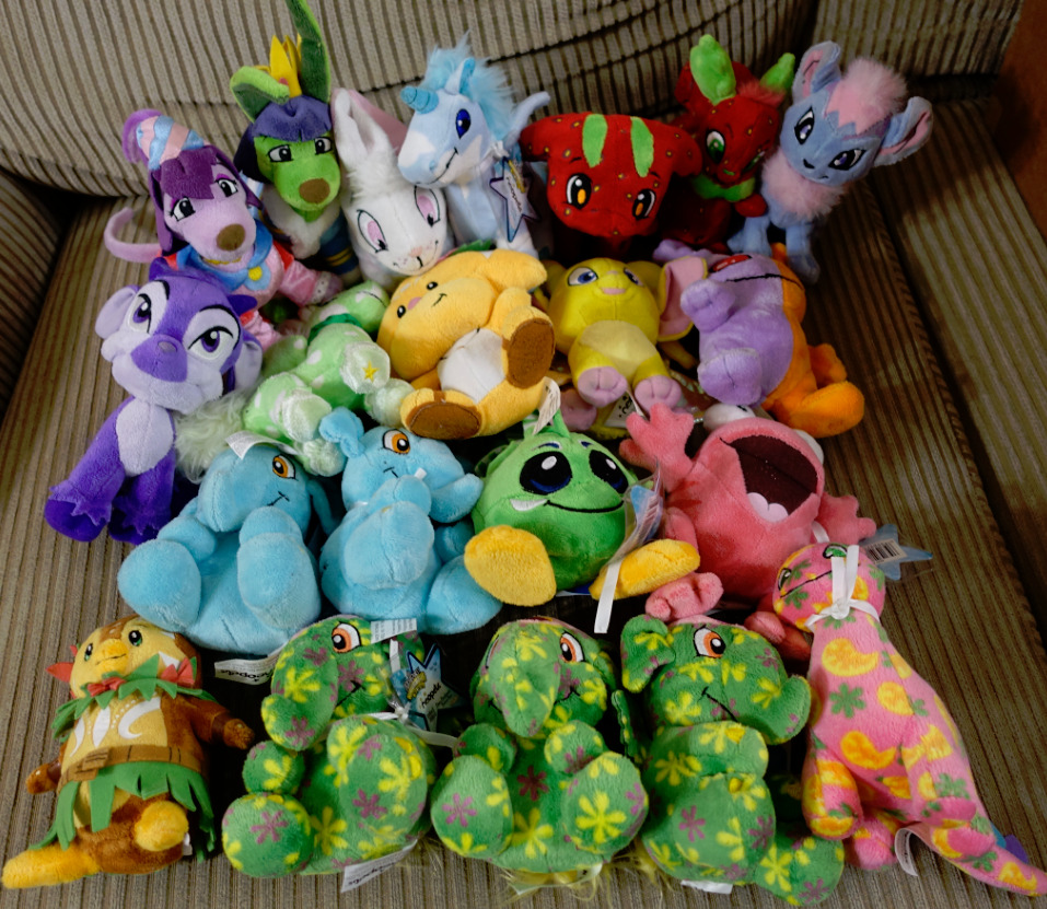 Ummy's Blog — I'm selling more of my Neopets collection