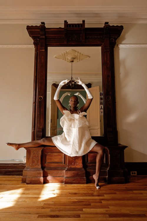 josefadamu:Ten Toes Down: The Black Ballerina (2021)A Sunday School Production.Photography by Kresho