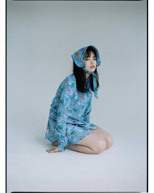 konichan-7:  Nana Komatsu for Mina 四月.