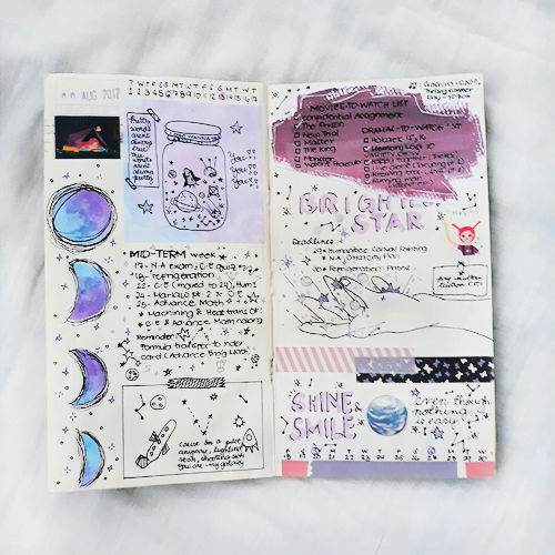 peachdanik-journal:Some of my 2017 spreads compilation