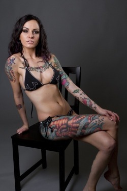 Women with tatoos