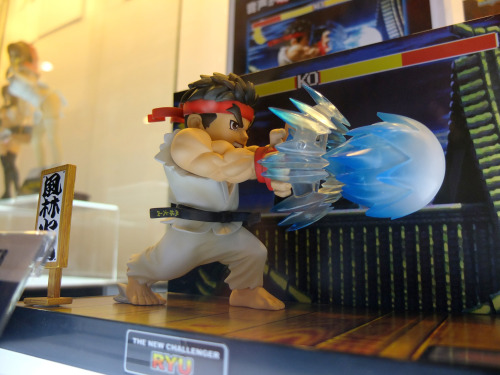 Officially licensed Street Fighter RYU from BigBoysToys!His attack lights up and he yells “HADOUKEN!