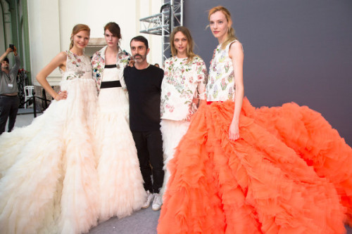 mulberry-cookies:  Giamba  & His Girls Backstage @ Giambattista Valli Haute Couture Fall/Winter 2015 