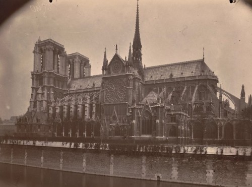 barcarole:  The church of Notre-Dame de Paris is still no doubt, a majestic and sublime edifice. But