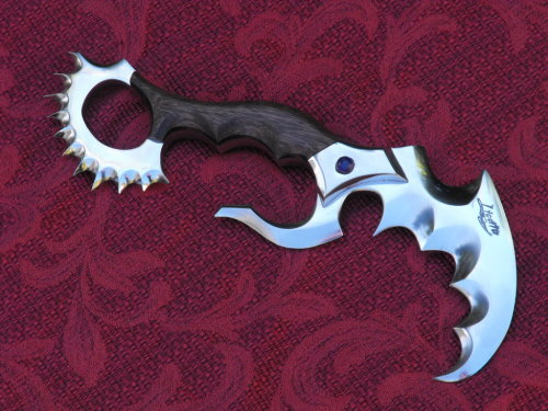 *screaming* *kazoos*