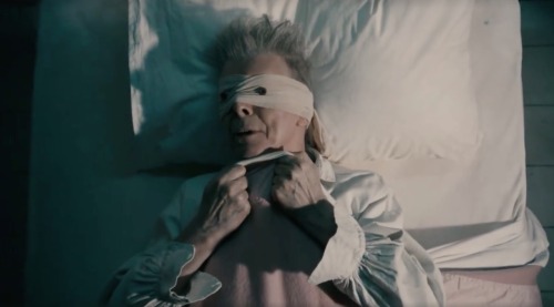 bowiesclockworkorange: Miss you everyday.