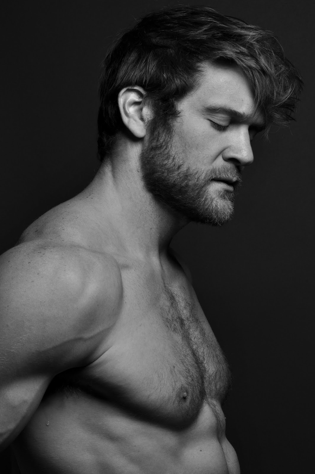 chechov:  Colby Keller. 