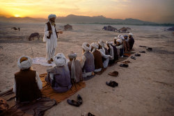 princepuja:  Peshawar, Pakistan. Photo: Steve McCurry