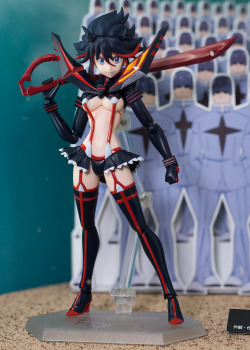 grimphantom:  ohnoraptors:  ワンダーフェスティバル2014冬 レポート5  Grimphantom: Wow, they are actually doing an action figure! Hope they also do a Satsuki one.  I want&hellip;.I SO WANT!!!