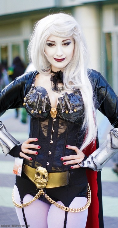 misspiratesavvy:  Cosplayer: https://www.facebook.com/MissPiratesavvy Mat Luschek • www.MatLuschek.com © 2014