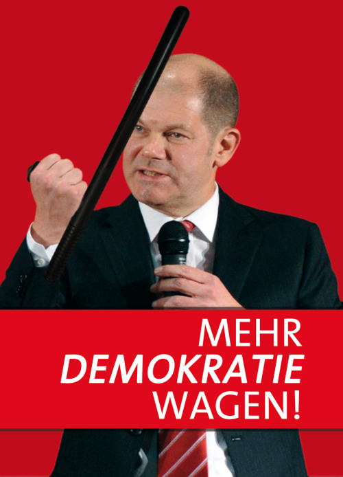 hawcubite:  Olaf Scholz präsentiert seine Argumente für ein sicheres Hamburg. 