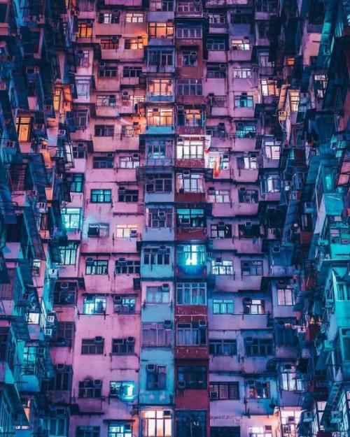 morsiedasilva: || @mad.dog.jones and @andyknives collaboration || I love cyberpunk and futuristic th