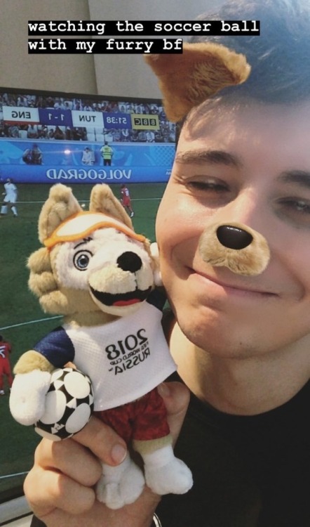 autumn-in-phandom:Big furry bf, little furry bf, actual furry bf