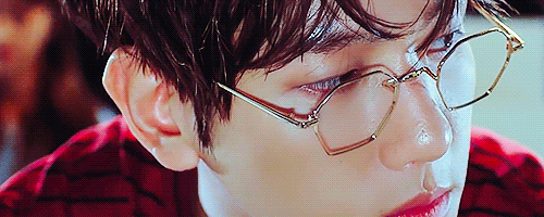 privebaekhyun:Baekhyun x young