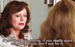 aposse:“You’re not wearing my lipstick.”