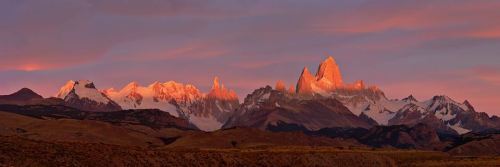Mirador de los Condores Located near El Chalten in southern Patagonia, and overlooking the stunning 