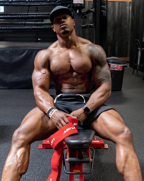 the-swole-strip:the-swole-strip.tumblr.com/ His name… it’s on the tip of my…