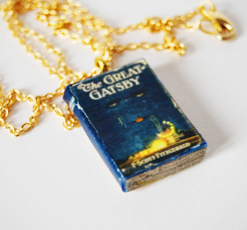 wordsnquotes:Miniature Book Necklaces by Violeta Hernando Showcase Vintage Book CoversMultidisciplin