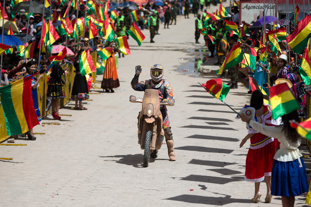pedalfar:  (via Dakar Rally 2014 - Photos - The Big Picture - Boston.com) 