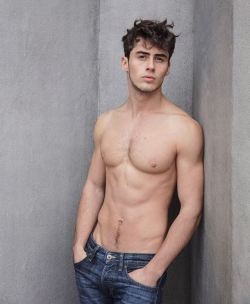 hottestboysmodels: Hello Mateo ! More boys &amp; models: https://hottestboysmodels.tumblr.com/ 