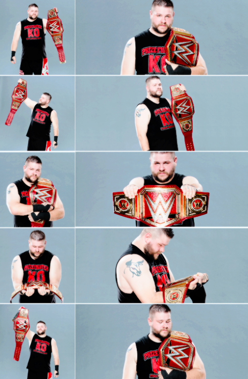 stylesclashings:“our wwe universal champion” 