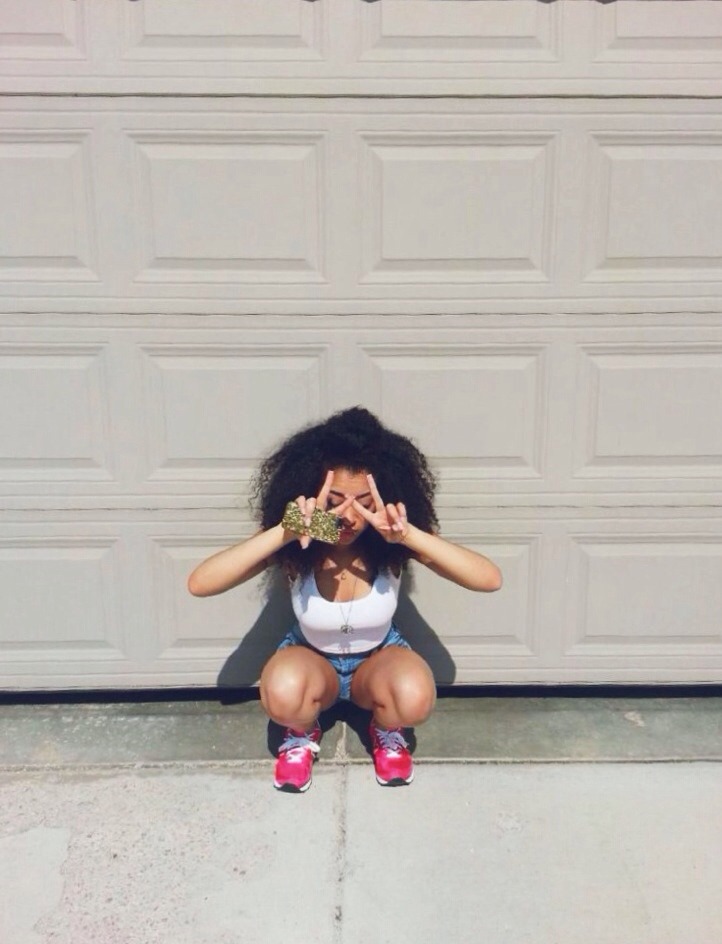 nzurianne:  It was 98 degrees out &amp; I was waiting 😪 