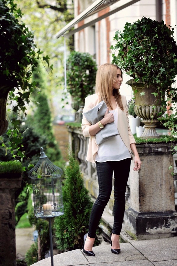 justthedesign:  Make Life Easier Wearing Trousers From Mango And Shoes From Kazar