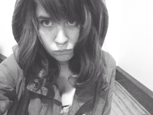 yearofthelamb:  Shout out to a few days ago when my hair was flawless but I was also a grumpy lil bean.