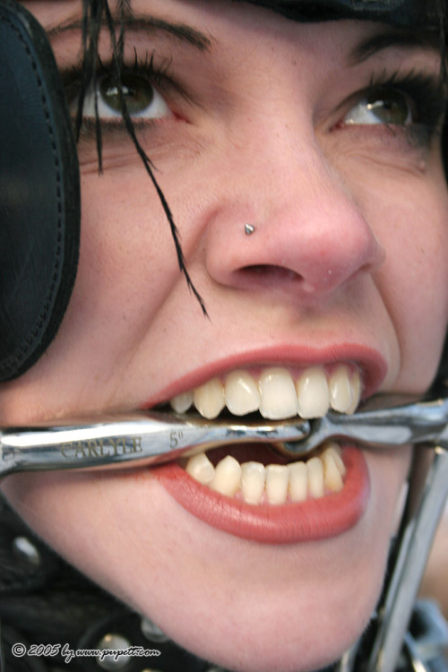 Mouthlock