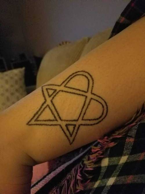 I just recently did this heartagram stick and poke on my leg. Took me 3 hours, but I’m happy with th