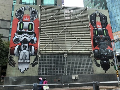 webofstarwars: Stormtrooper and Darth Vader mural in Taipei, Taiwan.